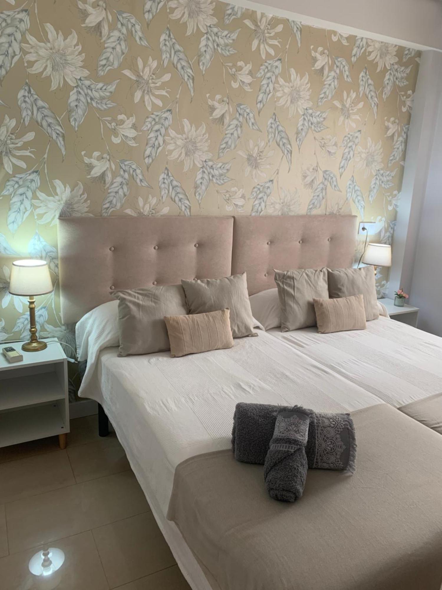 Apartmán Seamed Màlaga Exteriér fotografie